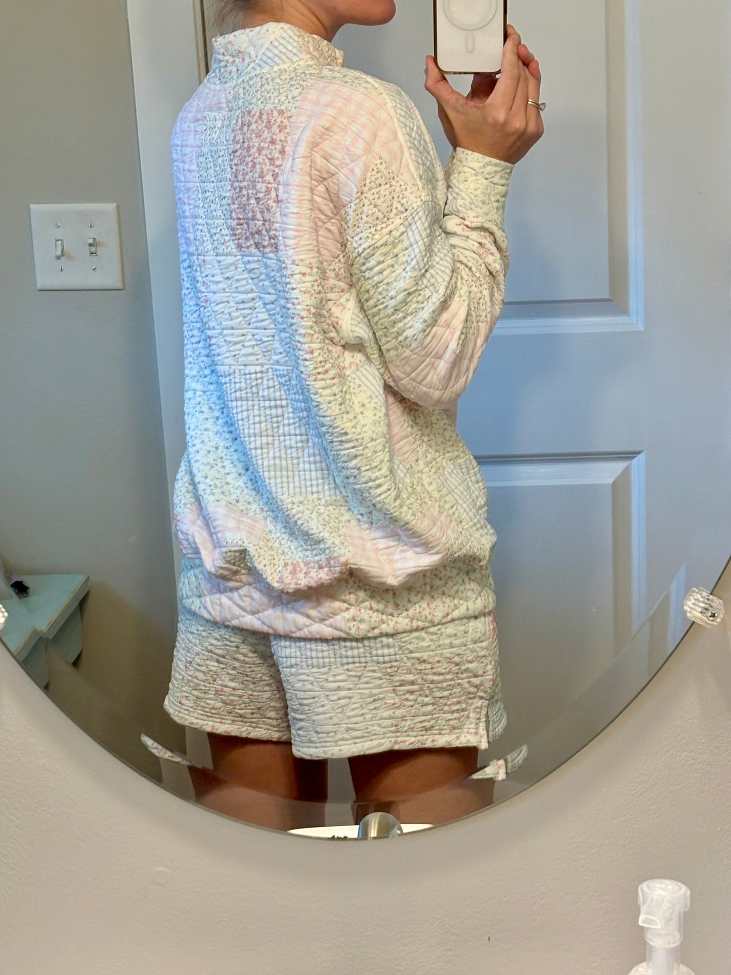 Women’s Quilted mockneck sweater