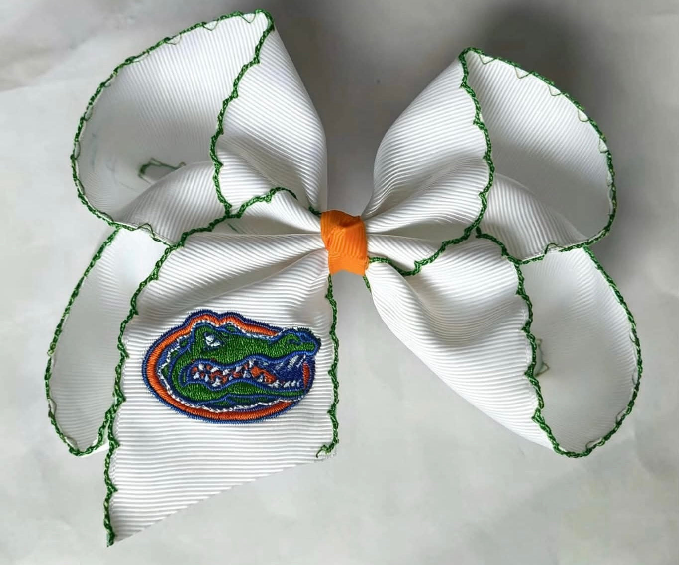 Gators Bow, Alligator Clip