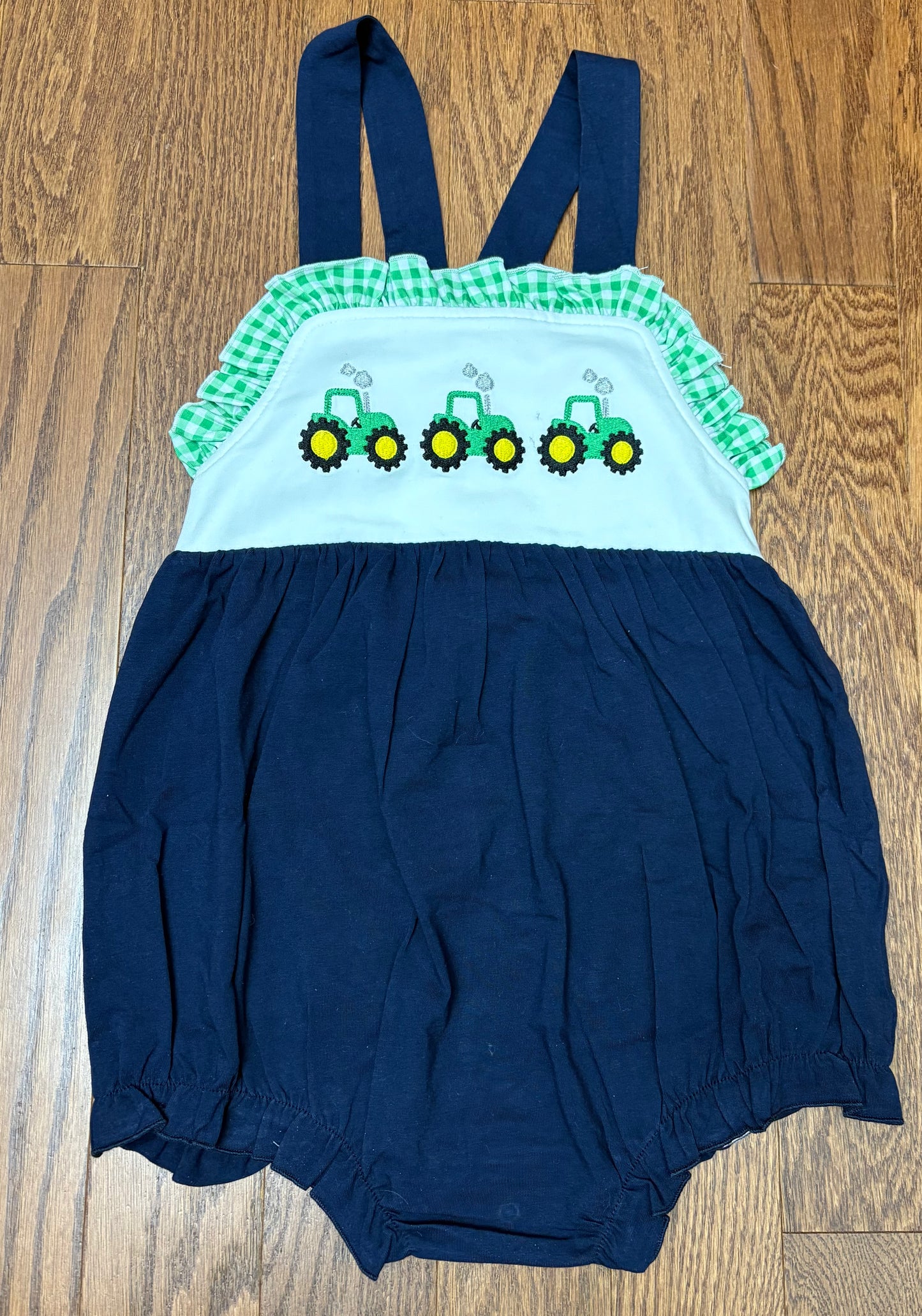 Trio green tractor girl bubble