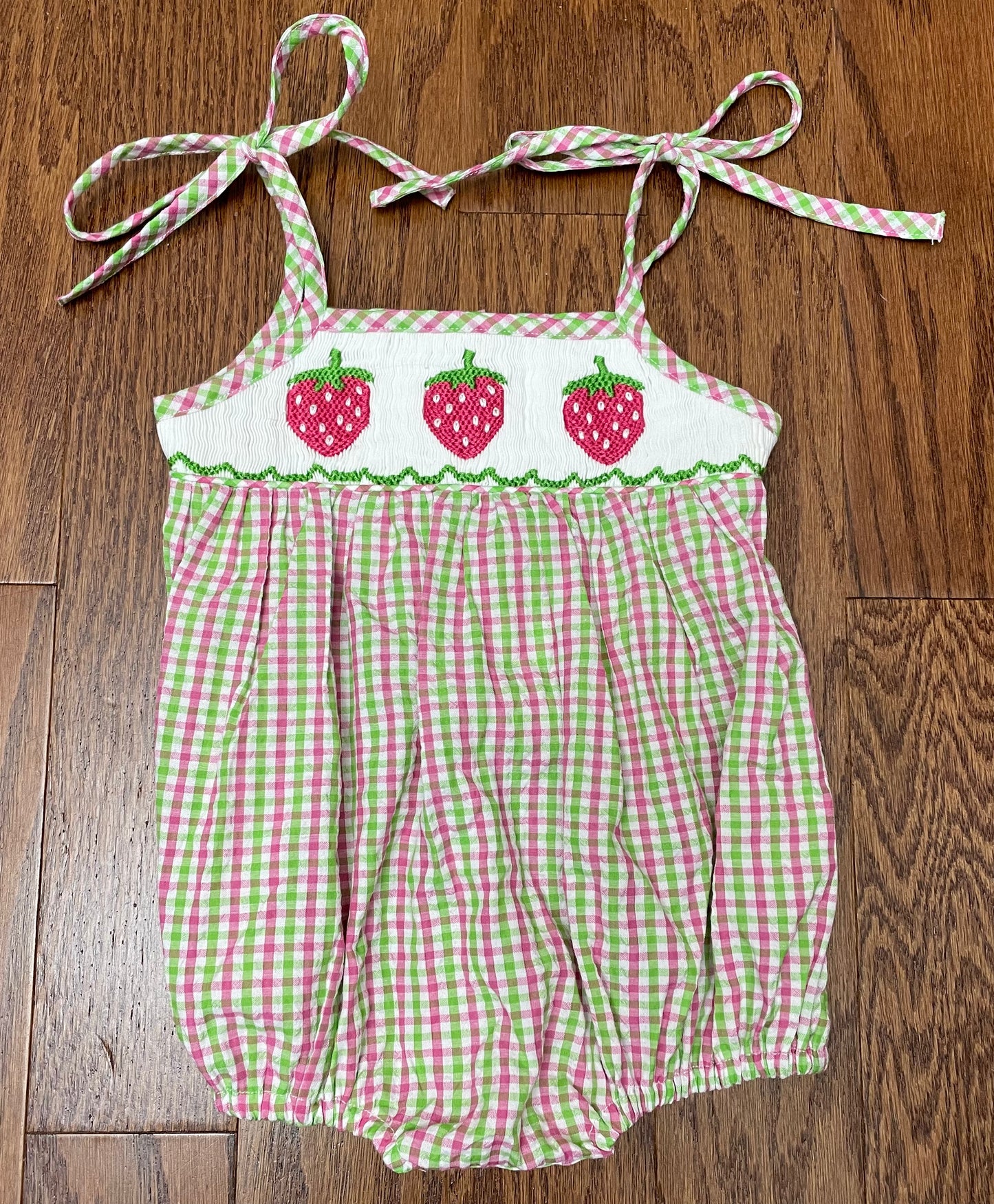 Smocked Strawberry Girl Bubble