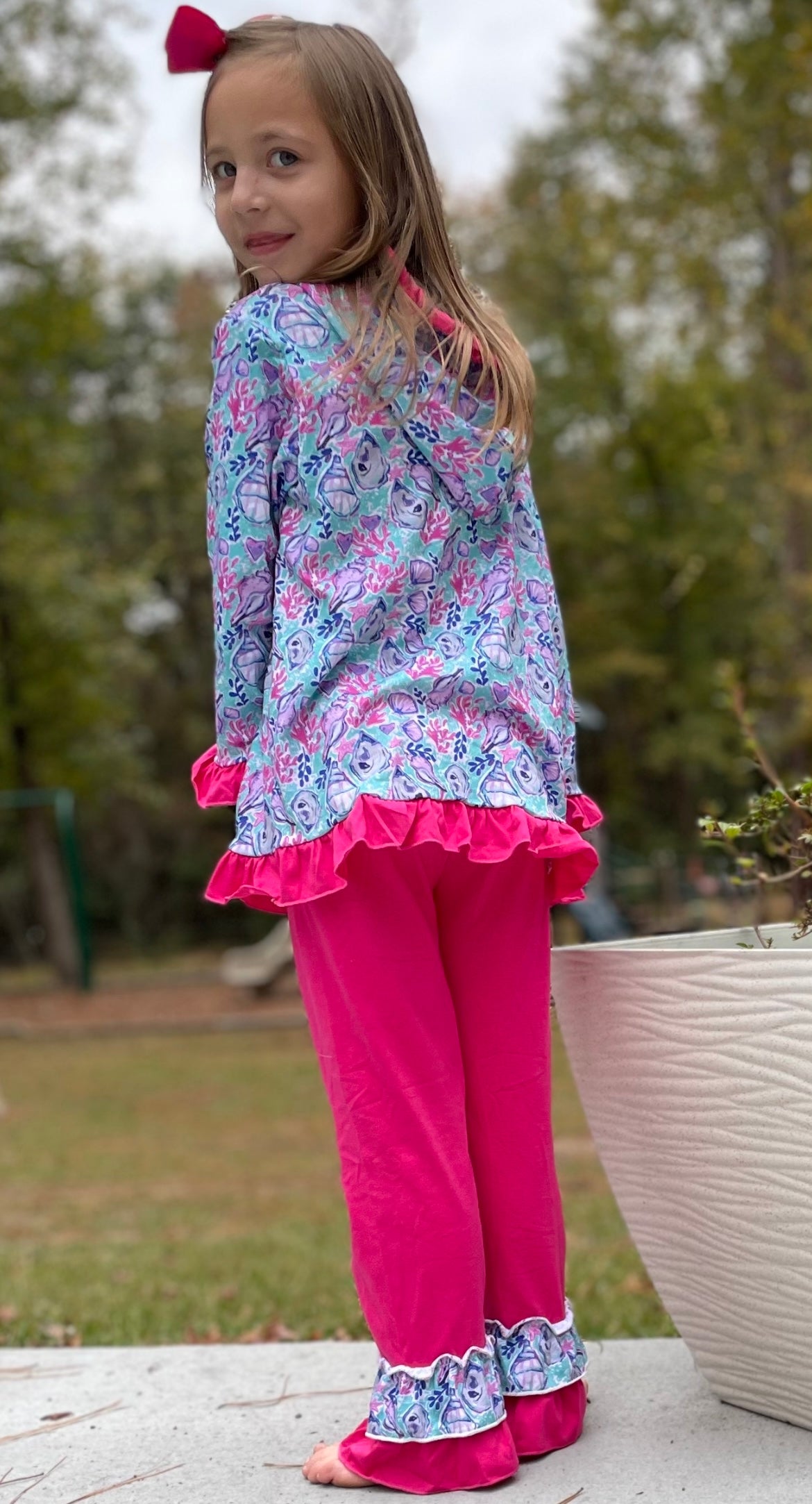 She’ll Concher the World Girls hooded Set