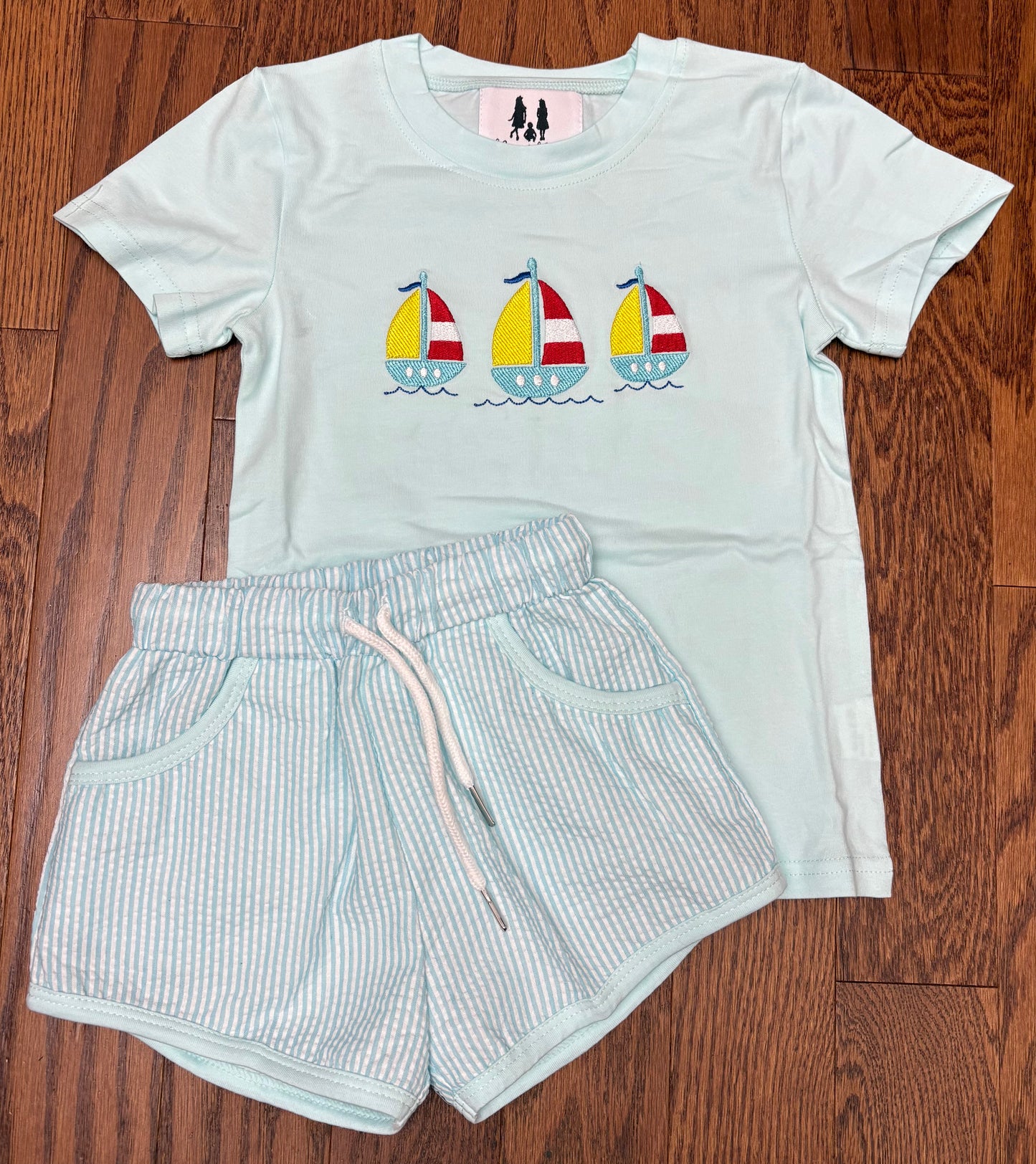 Trio Sailboat boy short set