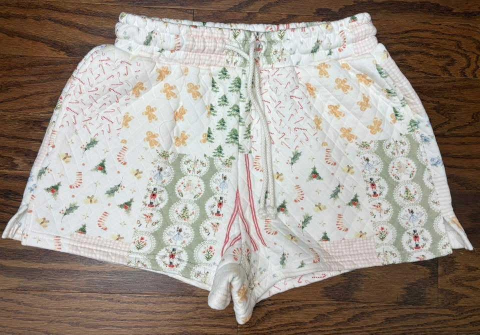 Women’s Quilted Christmas Shorts