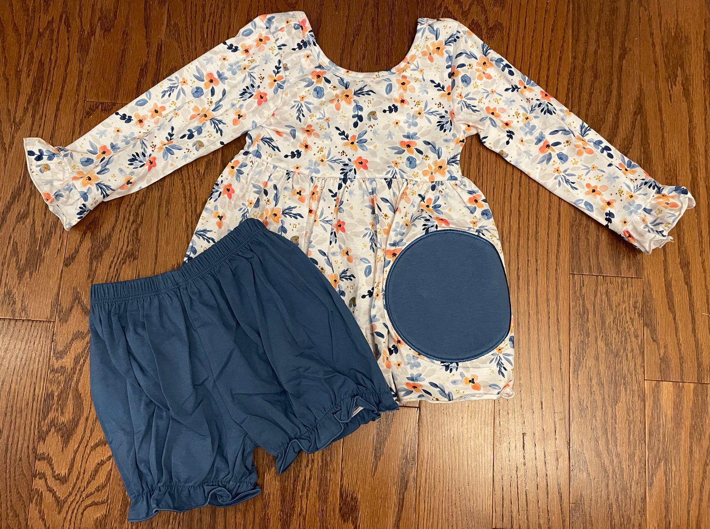 Blue monogram girls diaper set