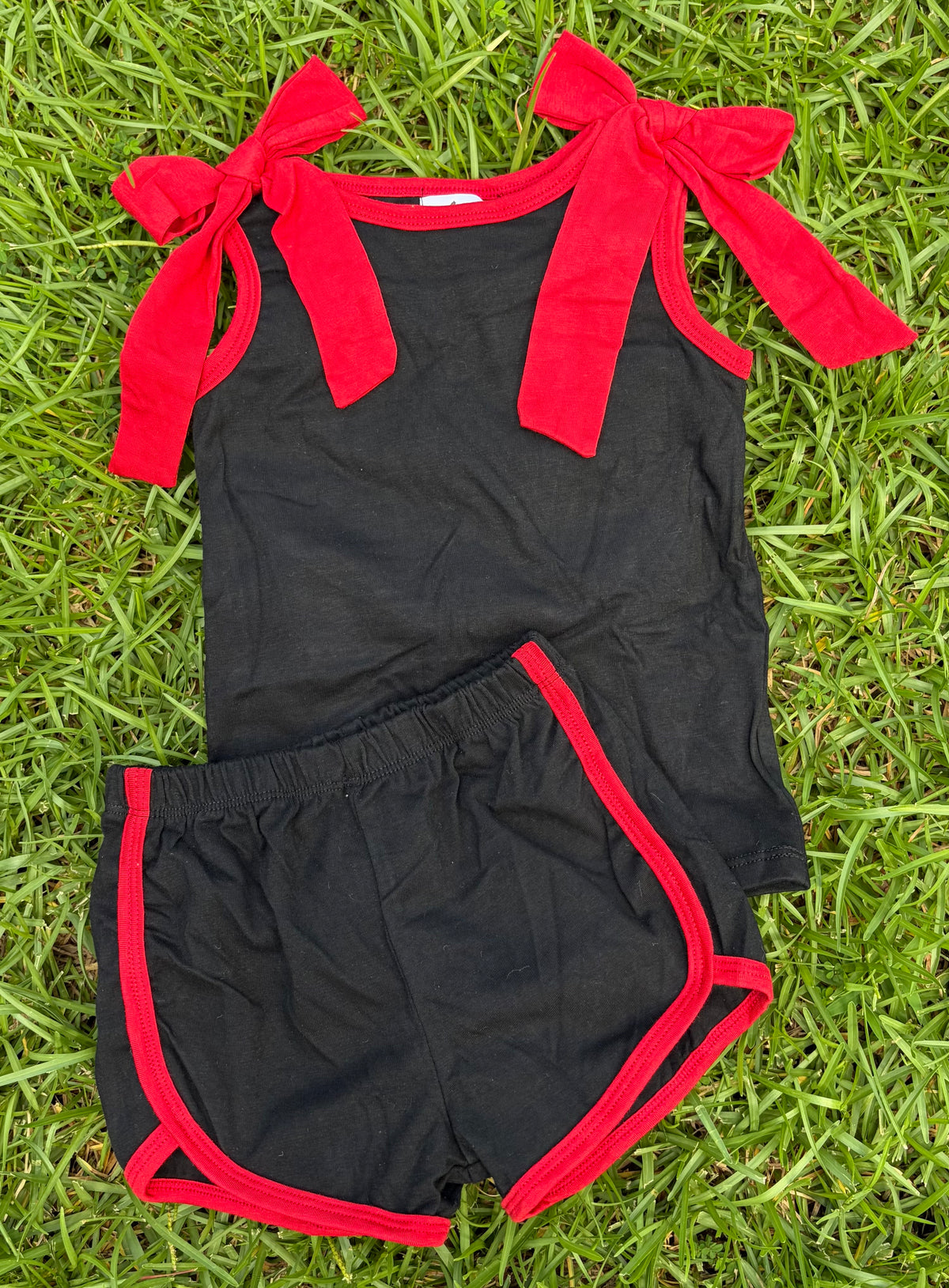 Shoulder Tie Girl Short Set, Red/Black