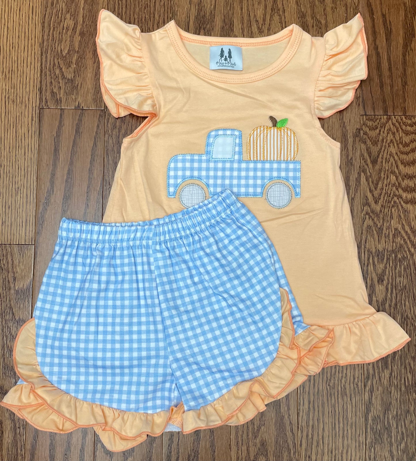 Pumpkin truck girl short set